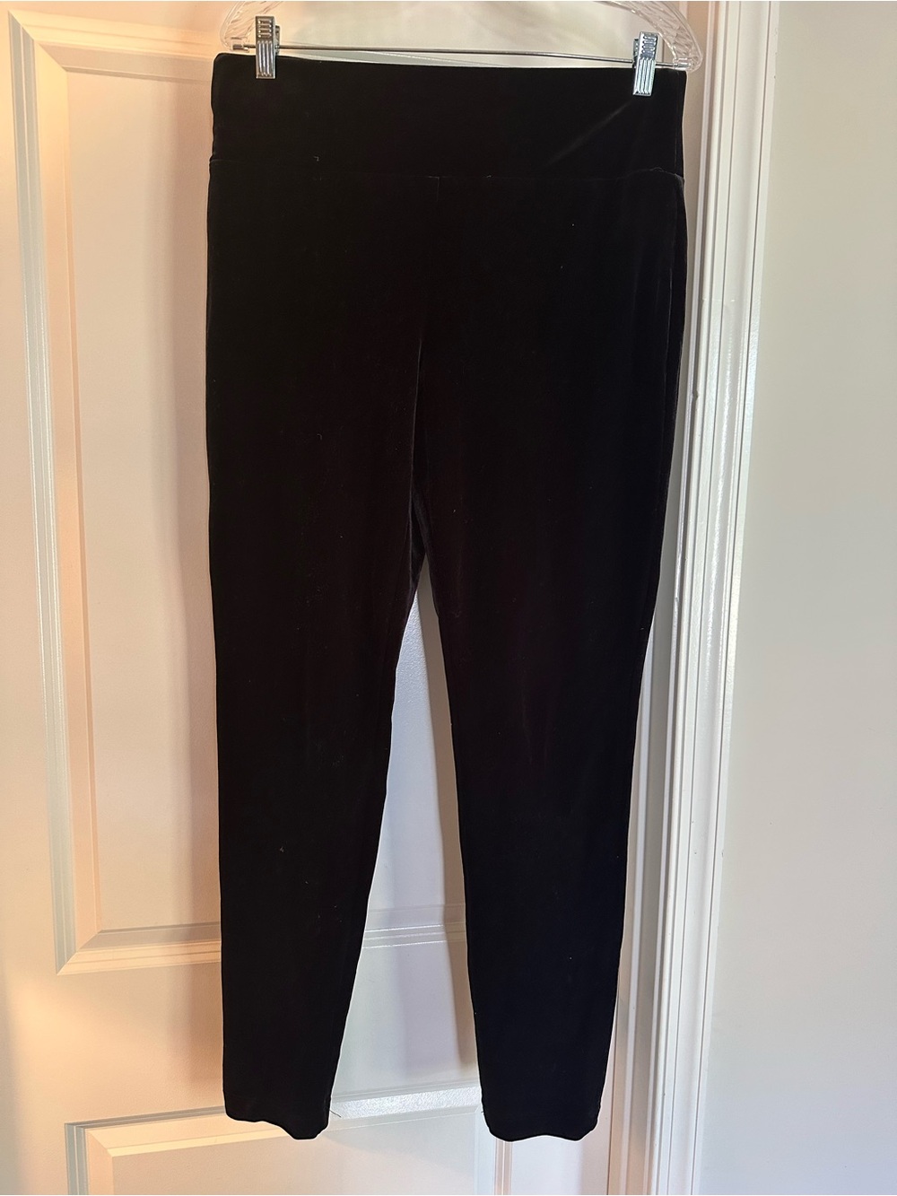 INC Women's Black Velvet Stretch leggings
